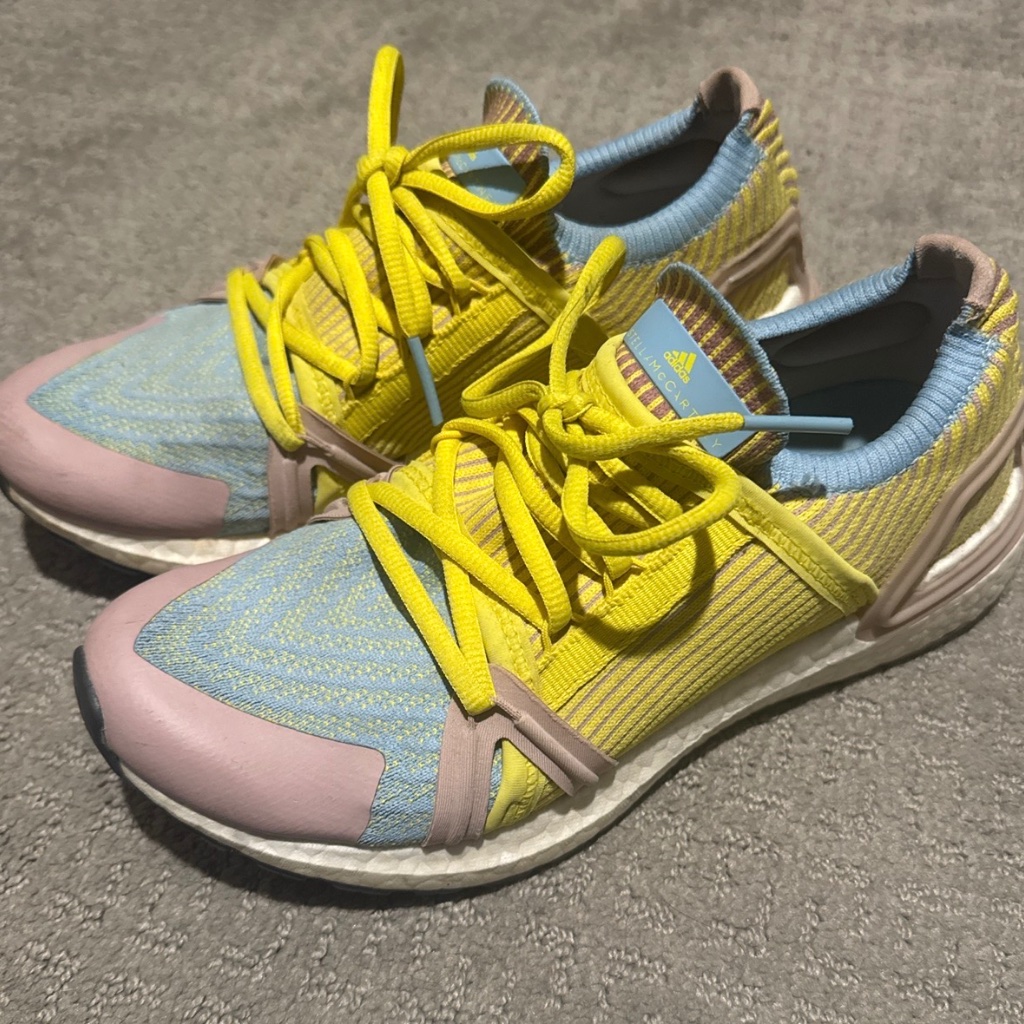 Stella Mccartney Ultra Boost 20 Sneaker Fresh Lemon, Women 7.5. Excellent Used